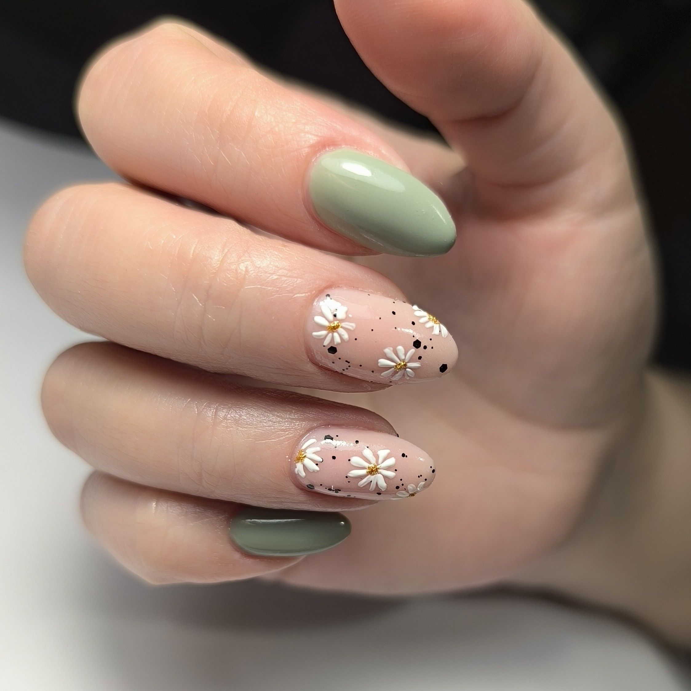 MILADY nails by Tatiana Czebaniukowa